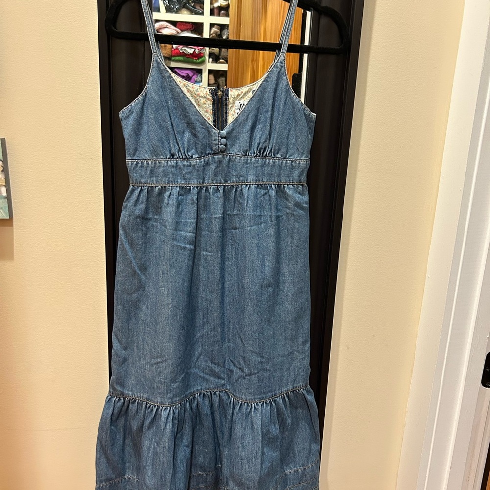 Super cute denim maxi dress